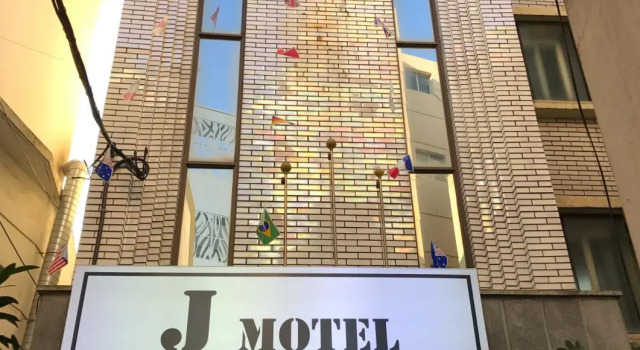 Camera Standard J Motel