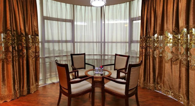 Xinhui International Hotel, Varaa Hotelli Hotellit Jiujiang uima-altaalla, Uima-allas