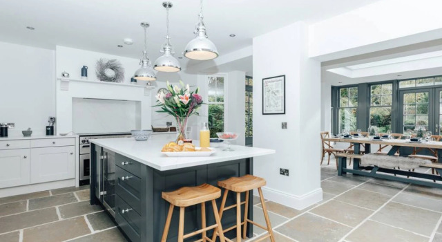 Woodvale Retreat - Sleeps 20, Забронировать Отель Хенли-на-Темзе The Chilterns