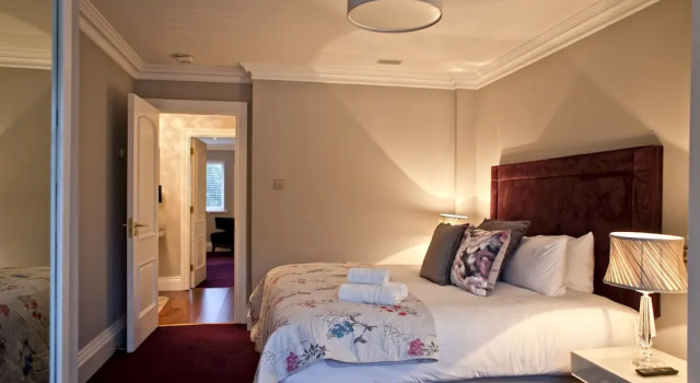 HIPHIPStay - The Michael Flatley Suite, Забронировать Апартаменты/квартира Дублин Каунти Дублин, рядом с Конференц-центр RDS