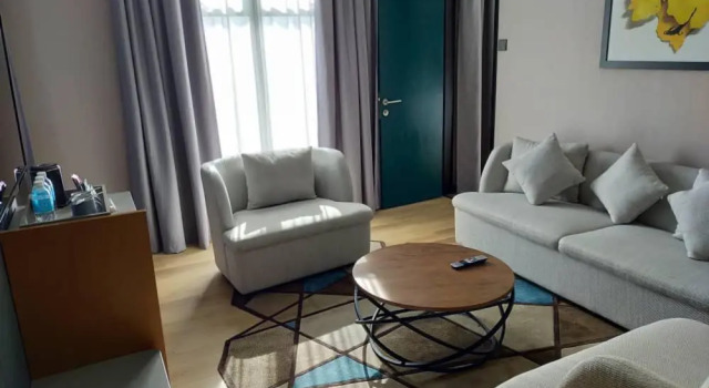 Полулюкс King Park Hotel Kota Kinabalu