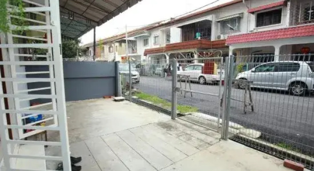 RetroHOUSE CoCo Near JONKER & AFAMOSA by Myplace