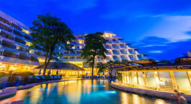 Andaman Embrace Patong