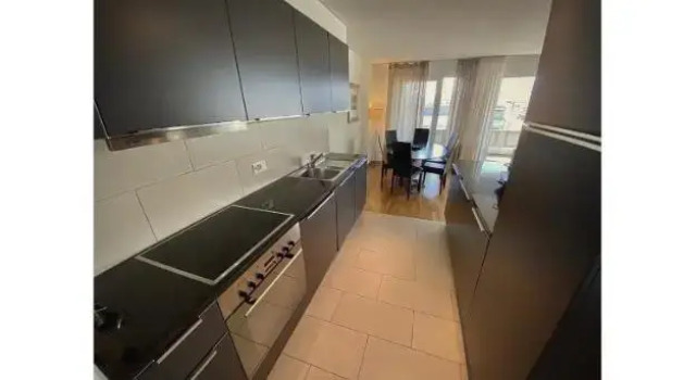 Close to Unil EPFL, spacious and bright 2 bedrooms, Забронировать Отель Лозанна Во, рядом с Jordils