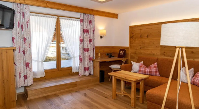 Landgasthof Zur Post, Varaa Hotelli Hotellit Baijeri pysäköinnillä, Pysäköinti