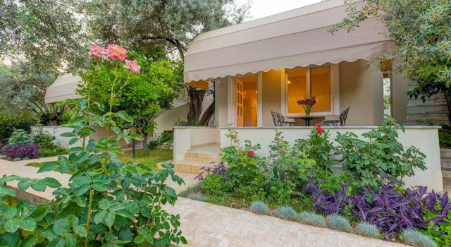 Клубный номер Standard с балконом Gurel Garden House