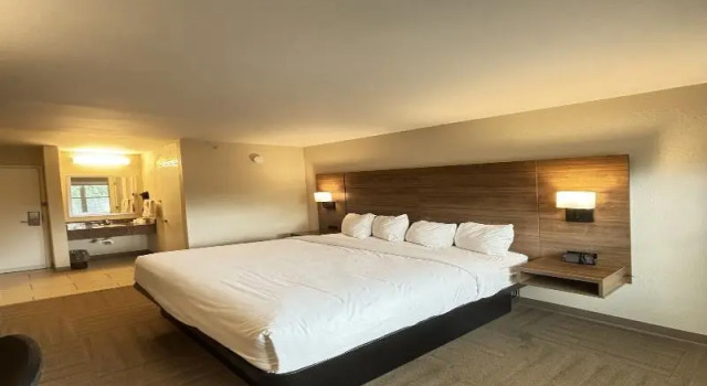 Номер Deluxe Baymont by Wyndham Lake Park Valdosta I75