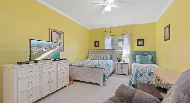 Ground Floor Condo W/pool & 1/2 Block to Beach!