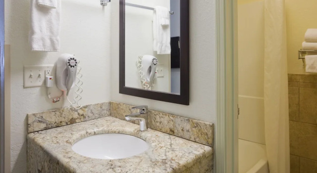 Номер Deluxe Fargo Inn and Suites