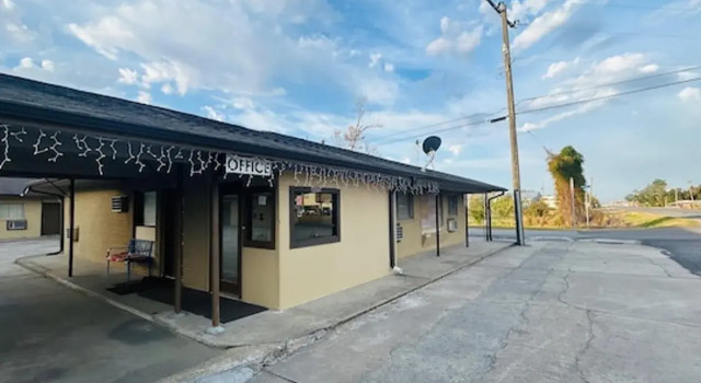Relax Inn by OYO Sulphur Hwy 90, Забронировать Отель Салфер Acadiana
