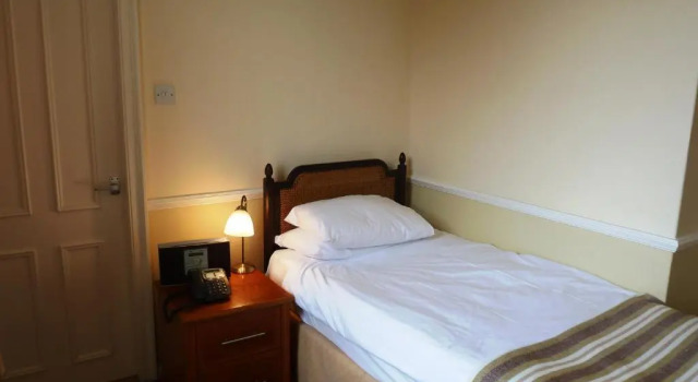 Номер Standard Worsley Arms Hotel