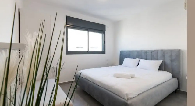 Luxury APT 3 BR New Tower Parking