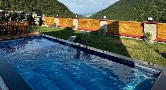 Sapanca Ormanti Bungalov, Varaa Hotelli Hotellit Marmara-alue pysäköinnillä, Pysäköinti