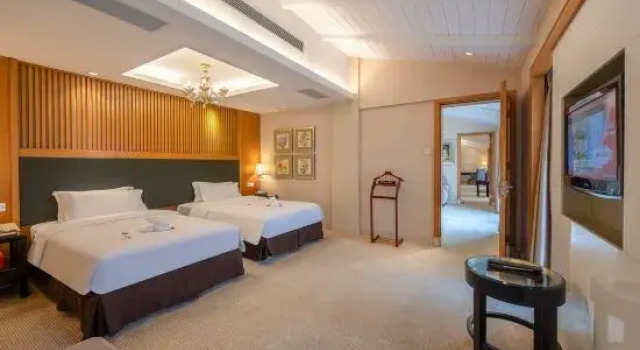 Люкс Executive Foshan Green Lake Hot Spring Hotel