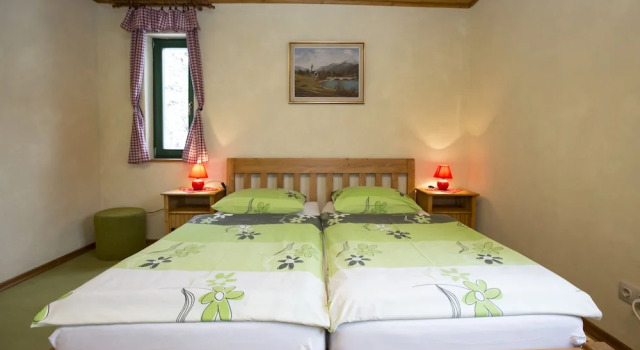 Cottage Suha, Buchen Sie Ferienhaus Villen in Vogel, Villa