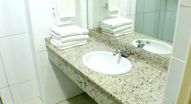 Трёхместный номер Standard Hotel Golden Park Curitiba By Nacional Inn