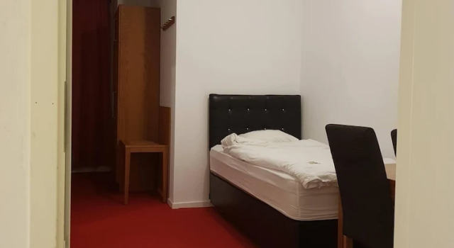 Patrician Hotel, Забронировать Отель Трангсунд Худдинге