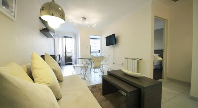 Bvd. Illia Flat MEC