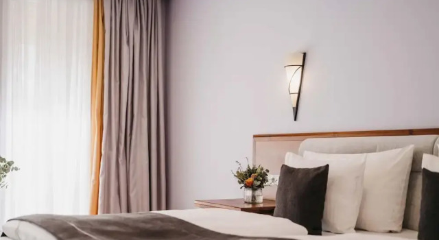 Двухместный номер Economy c 1 комнатой с балконом и с видом на окрестности Hotel Victoriya