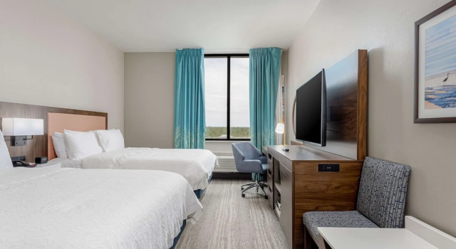 Четырёхместный номер Standard с видом на улицу Hampton Inn & Suites - Orange Beach