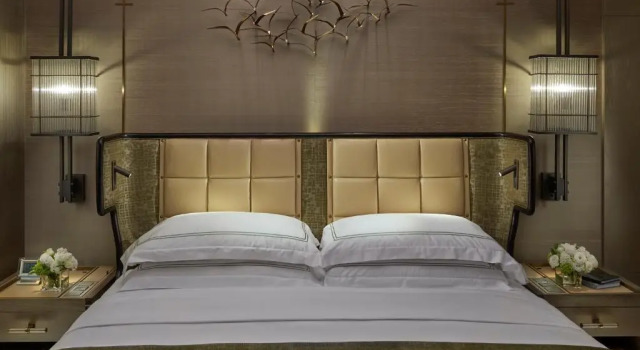 Двухместный номер L450 Deluxe Mandarin Oriental The Landmark, Hong Kong
