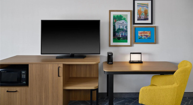 Четырёхместный номер Standard Hampton Inn & Suites Cleveland-Southeast-Streetsboro