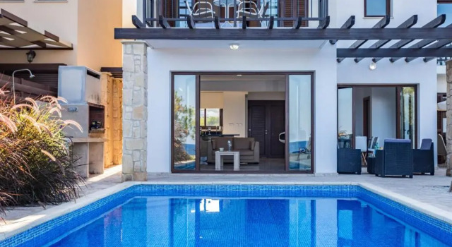 Villa Greko Mare Front Line
