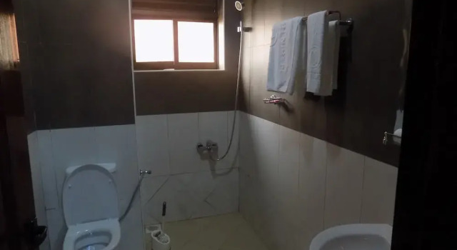 Deluxe phòng Jarin Hotels