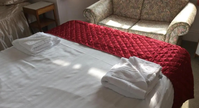 Ash Hotel B&B, Забронировать Отель Эксмут Jurassic Coast, рядом с Природный заповедник Warren в Долише