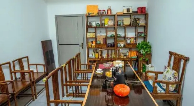 Yinxian Baicaotang (Jianhe 2nd Road), Reservar Hotel Shiyan 