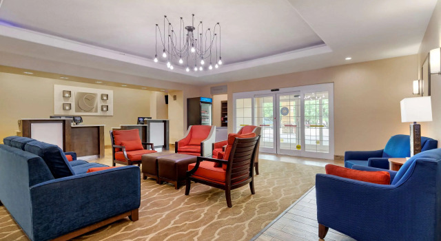 La Quinta Inn & Suites San Antonio Fiesta, Book Hotel Hoteller i Bexar County med parkering, Parkering