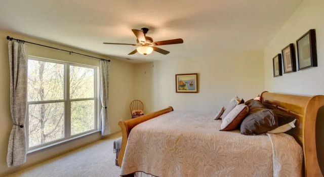 Mtn Views, Game Room, Hot Tub! Lakemont Retreat, Book Hotel Hoteller i Lakemont med parkering, Parkering