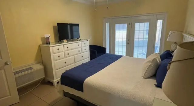 Коттедж Coral Sands Inn
