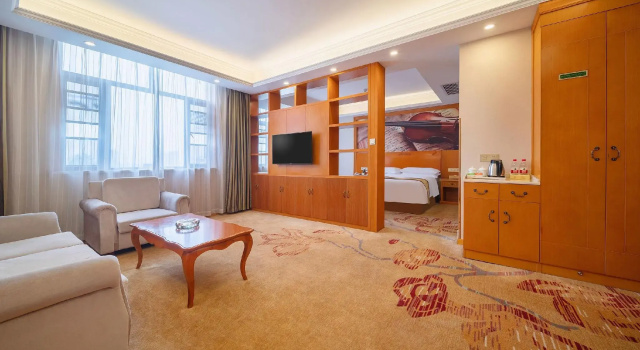 Vienna 3 Best Hotel (Wuhan Jinyinhu Branch), Prenota Hotel Hotel a Hubei con parcheggio, Parcheggio