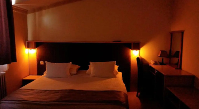 Апартаменты Hotel & Restaurant Great Wall - Airport