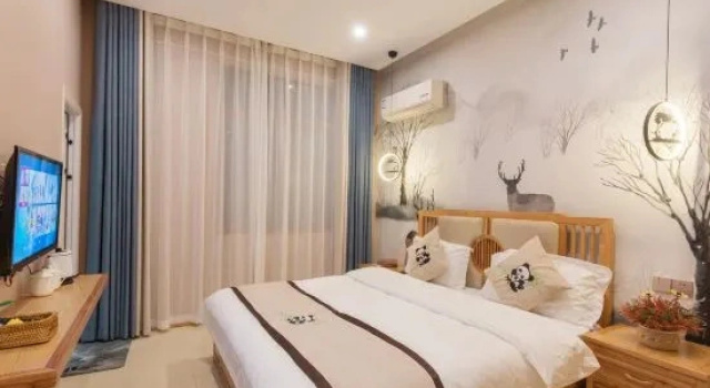Люкс с 6 комнатами с видом на внутренний двор Leisure house and hidden house
