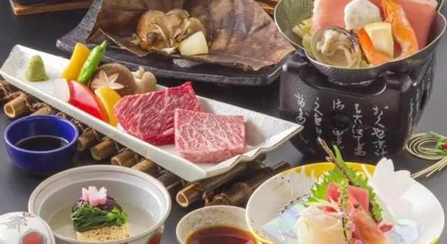 Hirugami Grand Hotel Tenshin, Prenota Hotel Achi 