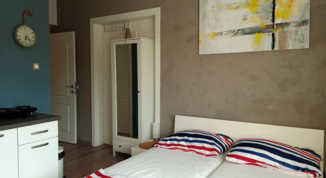 Студия Business Angela Classic Rooms