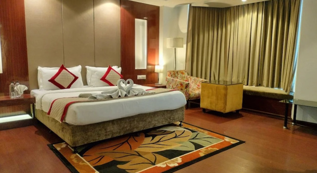 Люкс 5 Flowers Ananta Elite, Kota