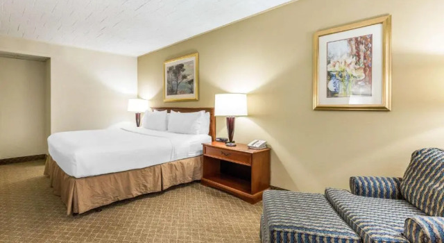 Номер Standard Clarion Inn Frederick Event Center