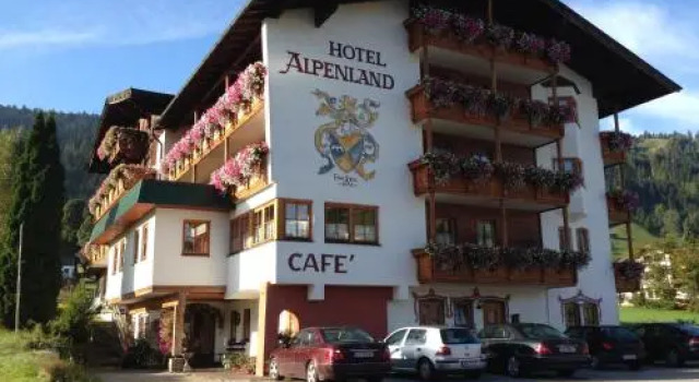 Alpenland, Rezerwuj Hotel Hotele w Tyrol z parkingiem, Parking