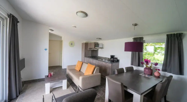 Шале Modern Chalet With Dishwasher on the Markermeer