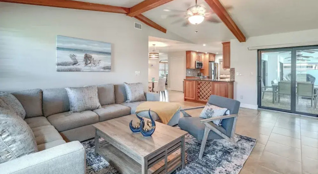 Water Frontage w/ Gulf Access! Cape Coral Home, Забронировать Дом для отпуска Виллы Кейп-Корал, Вилла