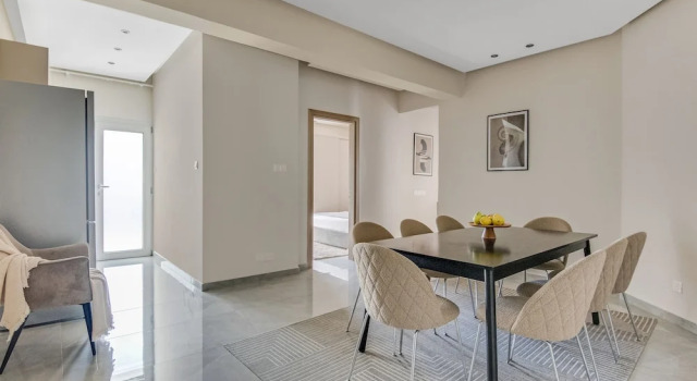 Sanders Crystal - Dreamy 3-bdr Apt w Balconies, Prenota Hotel Larnaka Larnaca Region