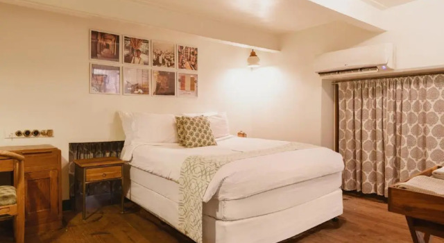 Номер Standard Abode Bombay