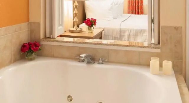 Люкс с 3 комнатами с балконом Floridays Orlando Two & Three Bed Rooms Condo Resort
