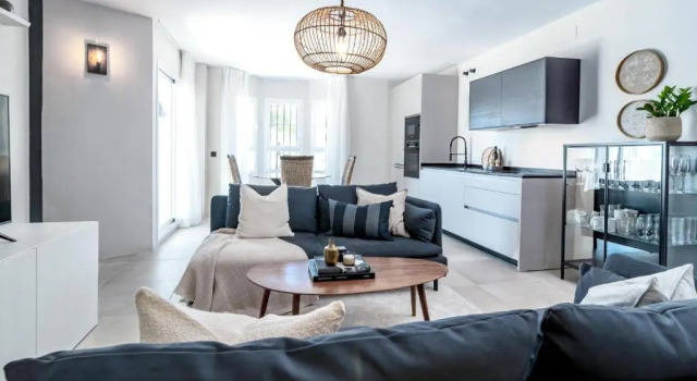 Апартаменты LNM17- 2 bedroom next to Puerto Banus