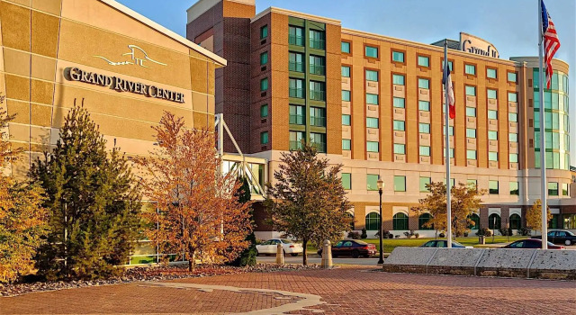 Grand Harbor Resort, Rezerwuj Ośrodek wypoczynkowy Dubuque Iowa