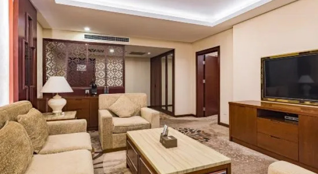 Люкс Business Golden Harbor Hotel