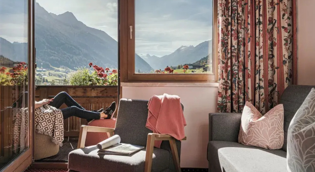 Двухместный номер Premium с балконом Biohotel Rastbichlhof inkl STUBAI SUPER CARD